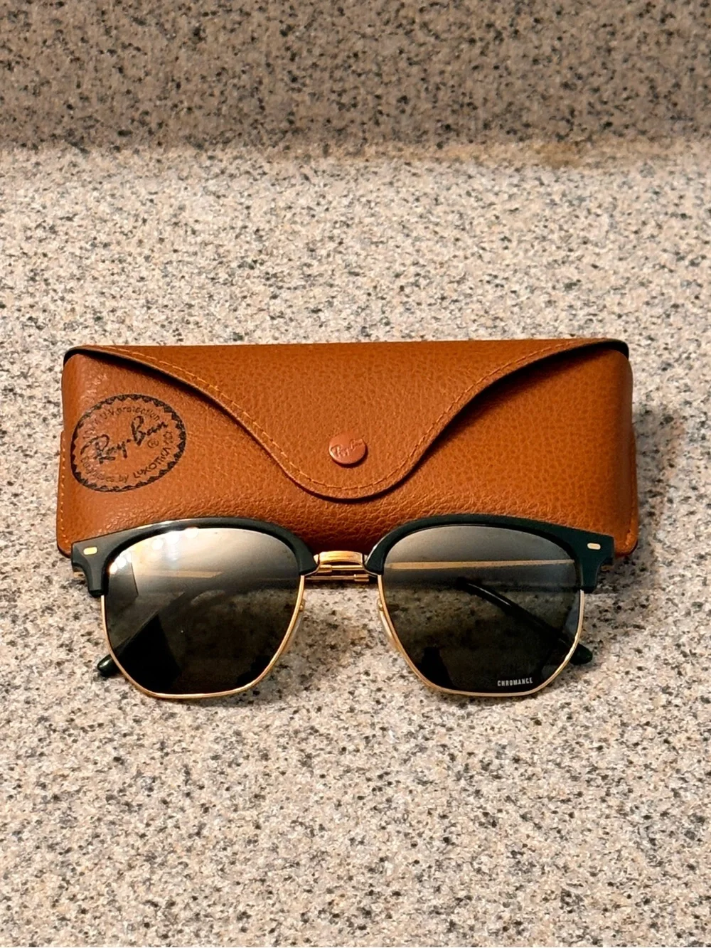 Ray-Ban: New Clubmaster (Dark Green & Gold)